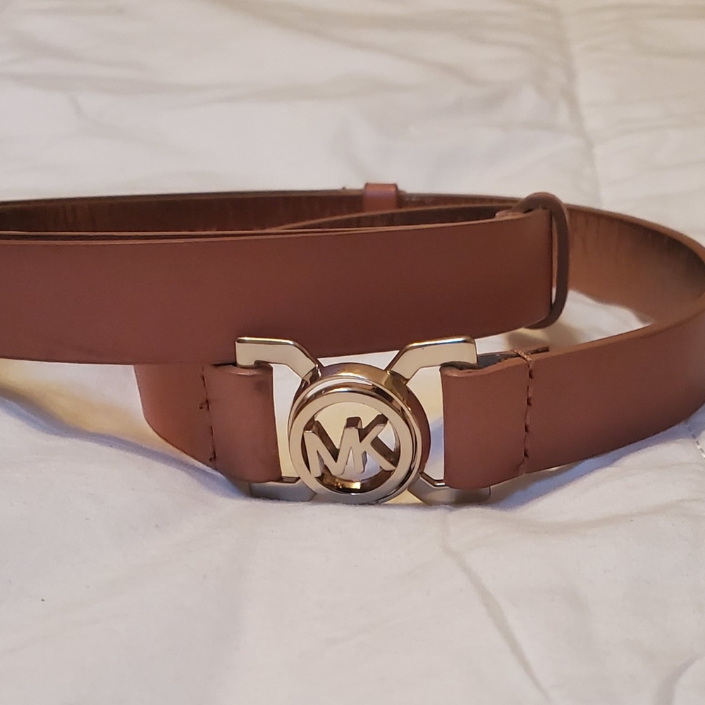 Women's belt